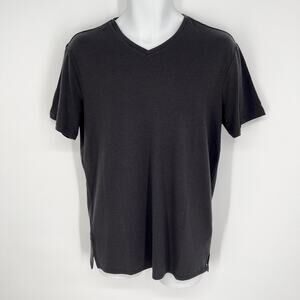 Cuts Clothing Mens NEW Split-Hem V-Neck Signature Fit Tee T-Shirt Sz L Black